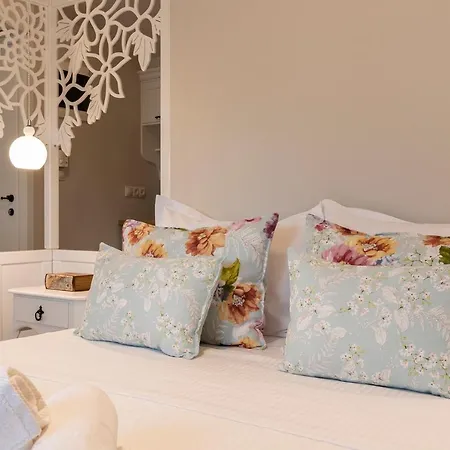 Апартаменты La Varik 1