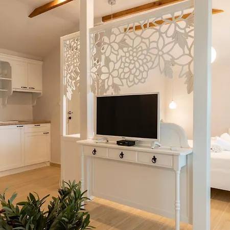 La Varik 1 Апартаменты *